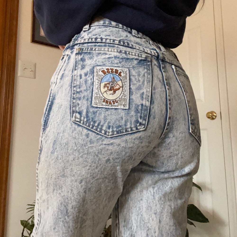 1980’s vintage high waisted acid wash Jesse Jeans 🌟